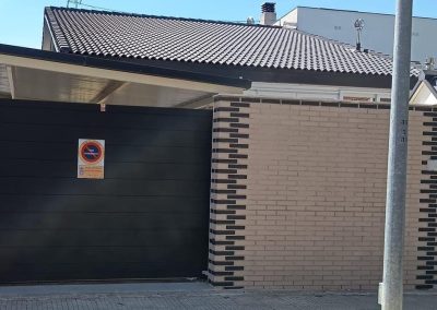 Conjuntos cancela y puerta de aluminio soldado Aluminios Martín