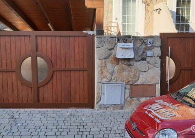 entrada chalet aluminio soldado Aluminios Martin